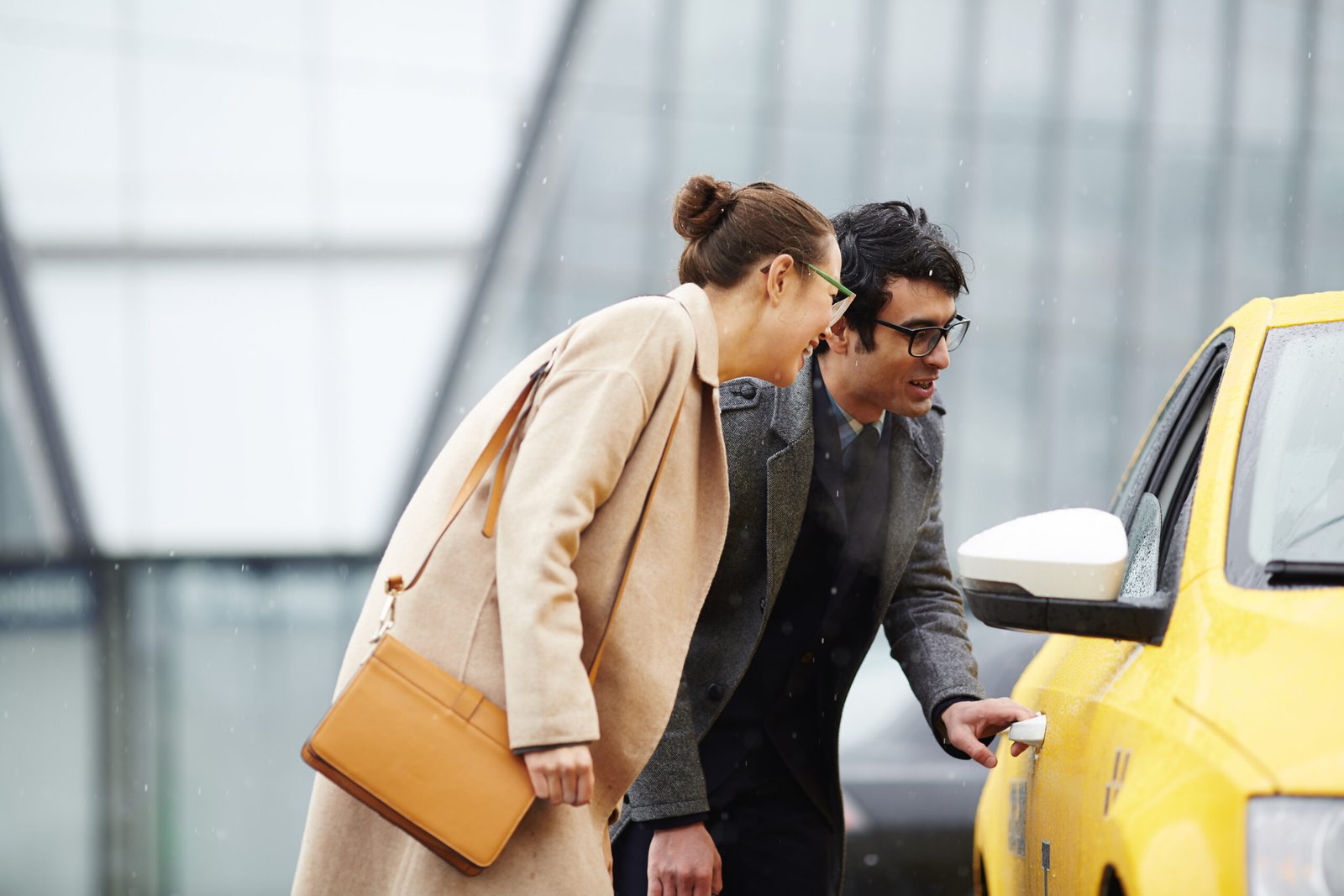 Understanding Chandigarh to Delhi Airport Taxi Services: Features That Improve Airport Travel